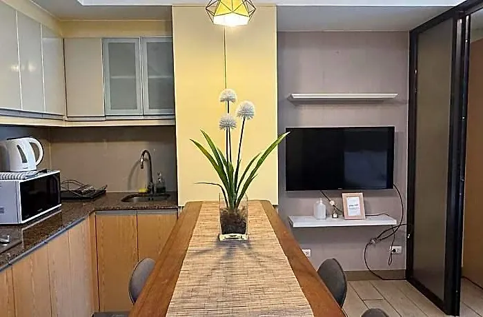 فندق Deluxe In Venice Mckinley Hill - Garden View 3*